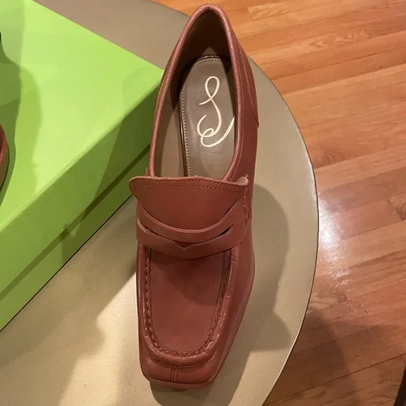 JEANETTE PLATFORM LOAFER, size 9, brown leather - Picture 7 of 7